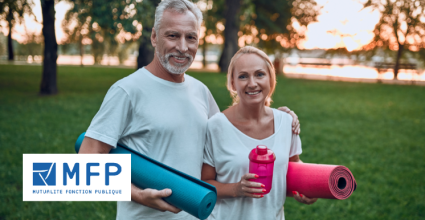 couple seniors sport heureux