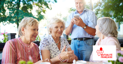 retraités en petit groupe