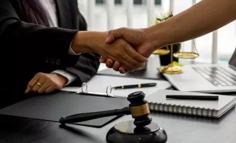 bureau avocats tns