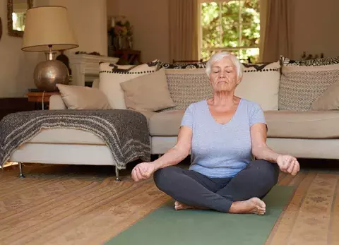 méditation senior santé bien-etre