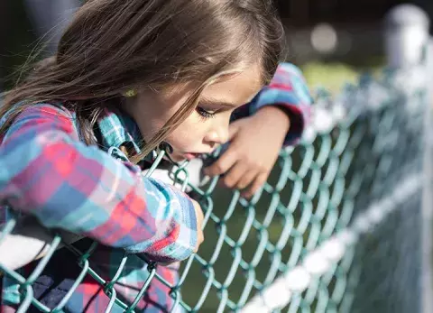 puberté précoce chez les filles, que faire ?