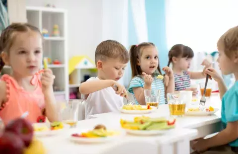 enfants cantine article pai